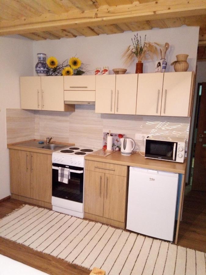 Drevenica Mak Oliver Kvacany Exterior foto
